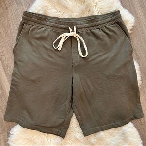 NWT Monrow Mens Shorts Green